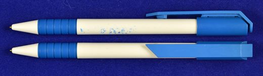 Esferografica (branco-azul)
