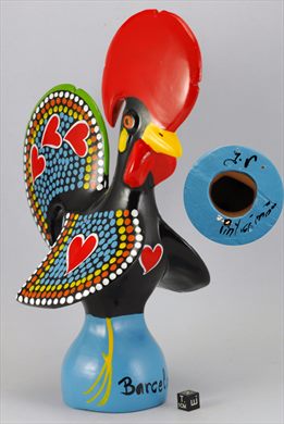 Galo de Barcelos tradicional em louca