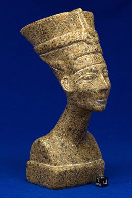 Nefertiti Bust made from sand