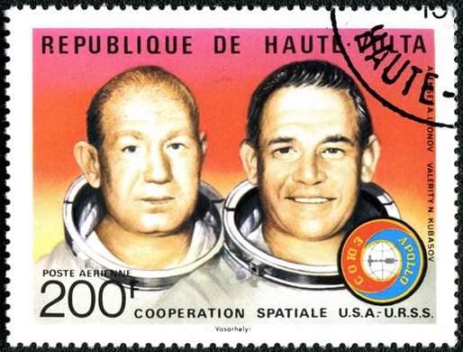 Alto Volta - 1975 - Cooperacao Espacial Apollo Soyuz - 200F