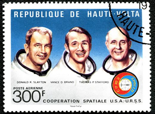 Alto Volta - 1975 - Cooperacao Espacial Apollo Soyuz - 300F