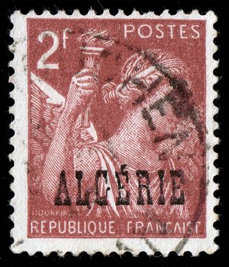 Argelia (Colonia Francesa) - 1945 - Iris Sobrecarga - 2F
