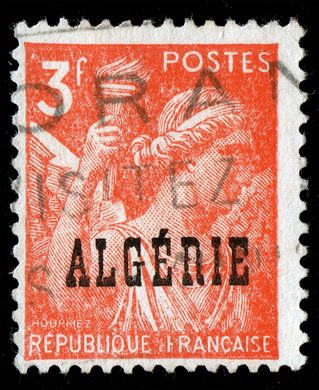 Argelia (Colonia Francesa) - 1945 - Iris Sobrecarga - 3F