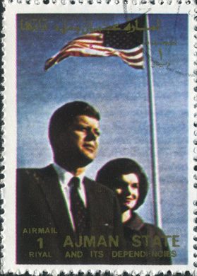 Ajman - 1972 - Personalidades Politicas - JFK e Jackie Kennedy - 1R