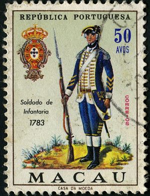 Macau - 1966 - Uniformes Militares - Soldado de Infantaria 1783 - 50Avos