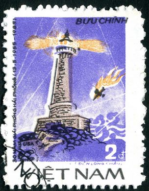 Vietname - 1985 - 30 Anos Libertacao Hai Phong Farol Long Chau - 2D