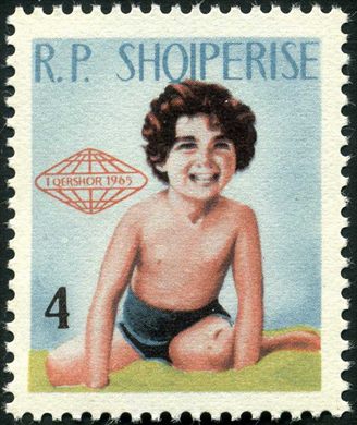 Albania - 1965 - Dia da Crianca - Crianca Sentada - 4Q