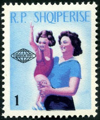 Albania - 1965 - Dia da Crianca - Mae e Filha - 1Q