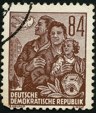 Alemanha Oriental - 1953 - Funfjahresplan - Familie mit Friedenstaube - 84Pf