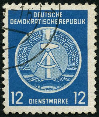 Alemanha Oriental - 1954 - Dienstmarke - Staatswappen - 12Pf