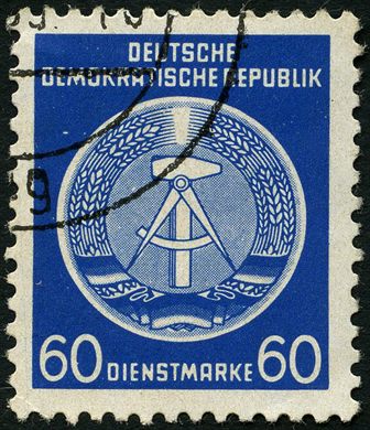 Alemanha Oriental - 1954 - Dienstmarke - Staatswappen - 60Pf