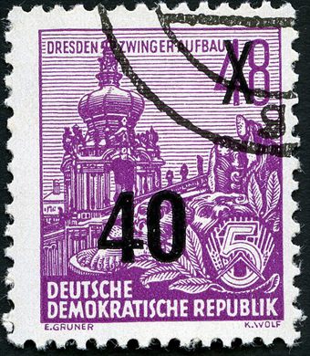 Alemanha Oriental - 1954 - Funfjahresplan Aufdruck - Dresden Zwinger - 40Pf