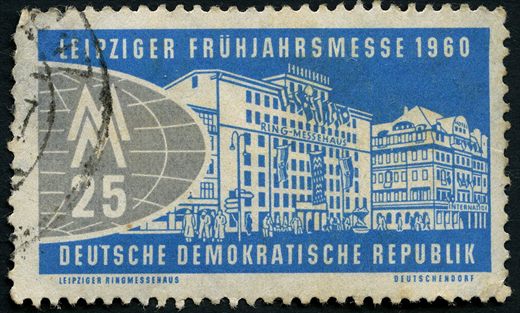 Alemanha Oriental - 1960 - Feira de Primavera de Leipzig - Ringmesshaus - 25Pf