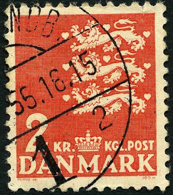 Dinamarca - 1946 - Brasao Tres Leoes - 2.00Kr