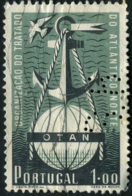 Portugal - 1952 - 3o Aniversario OTAN - 1Esc (Perfurado)