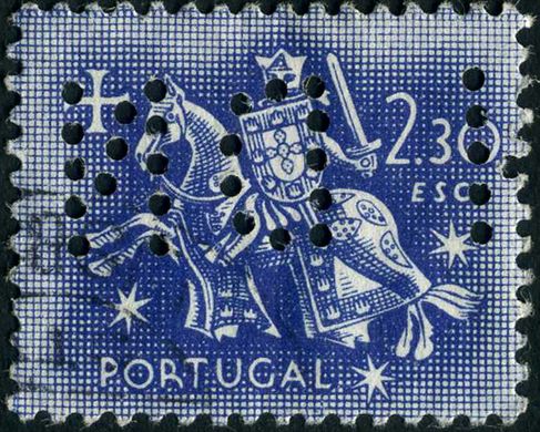 Portugal - 1953 - Selo de Autoridade do Rei D Dinis - 2Esc30 (Perfin)