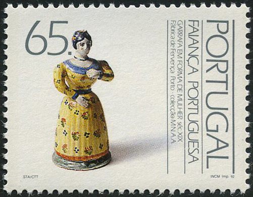 Portugal - 1992 - Faianca Portuguesa Sec XIX Garrafa Forma Mulher Fervenca Porto - 65Esc00