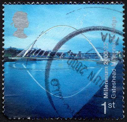 Reino Unido - 2000 - Millennium Pessoas e Lugares Gateshead Millennium Bridge - 1st
