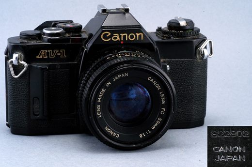 Canon AV-1 (Black)