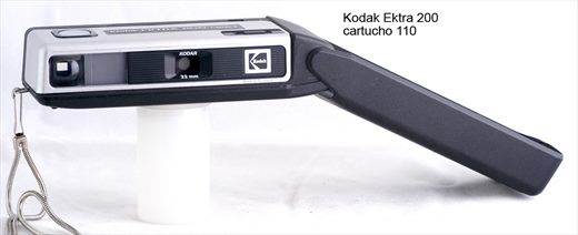 Kodak Ektra 200 (gray-black)