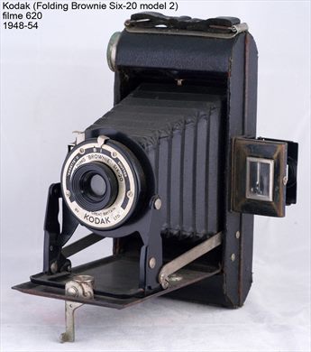 Kodak Folding Brownie Six-20 model 2