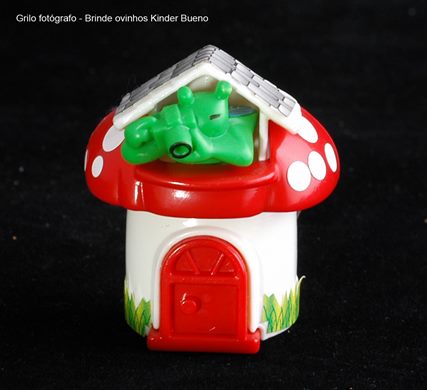 Kinder Bueno Figura Grilo fotografo - Brinde ovinhos