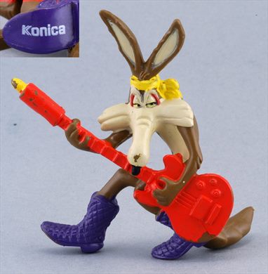 Konica Figura 01