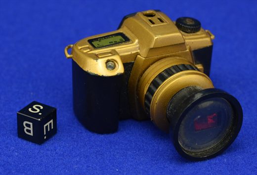 Isqueiro maquina fotografica SLR