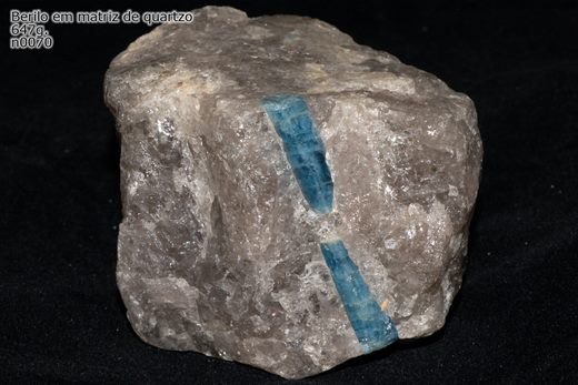 Berilo em matriz de Quartzo n0070