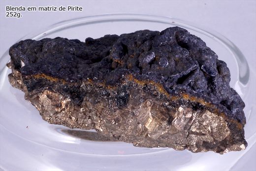 Blenda em matriz de Pirite
