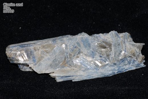Cianite azul n0009