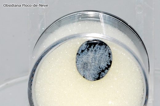 Obsidiana floco de neve 2
