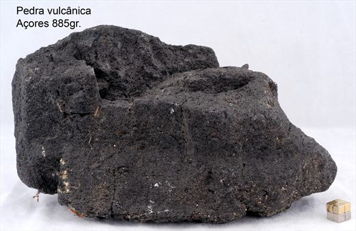 Pedra vulcanica 00