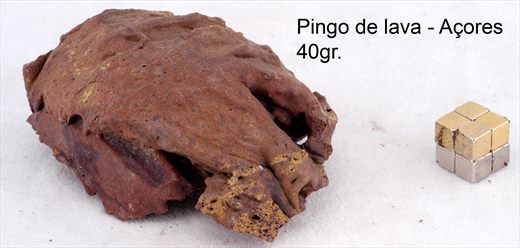Pedra vulcanica 01