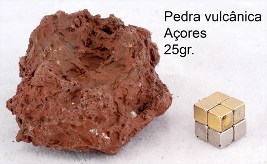 Pedra vulcanica 04