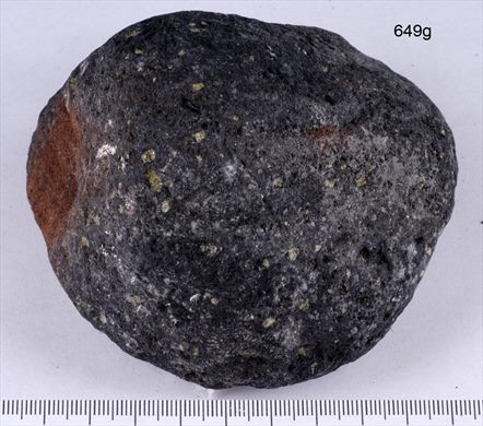 Pedra vulcanica preta - Portugal Acores Ilha S. Miguel - 649g