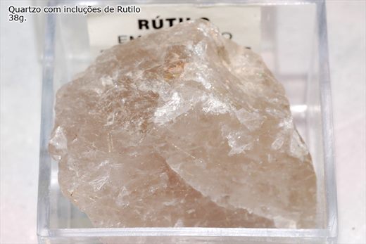 Quartzo com inclucoes de Rutilo 3