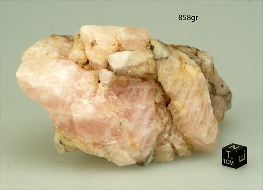 Quartzo rosa 858gr