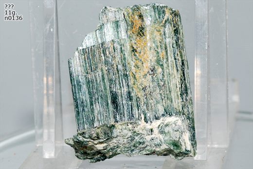 Turmalina verde n0136