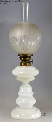 Candeeiro a petroleo c.1890