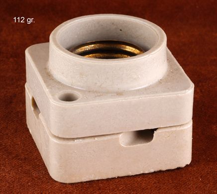 Casquilho de porcelana quadrado 112g
