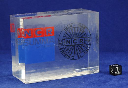 Pisa-papeis NCR Summa Sistemas 1984