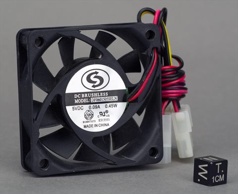 DC Brushless DF0601505SELN 5VDC 0.09A 0.45W