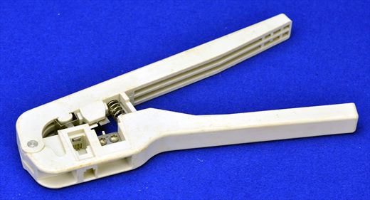 Alicate para cravar fichas RJ11