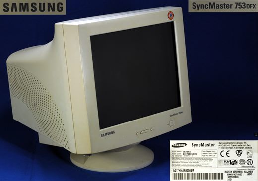Samsung SyncMaster 753DFX 17