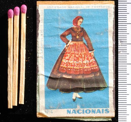 Trajes Tipicos Portugueses - Nacionais (SNF-Lisboa) azul04