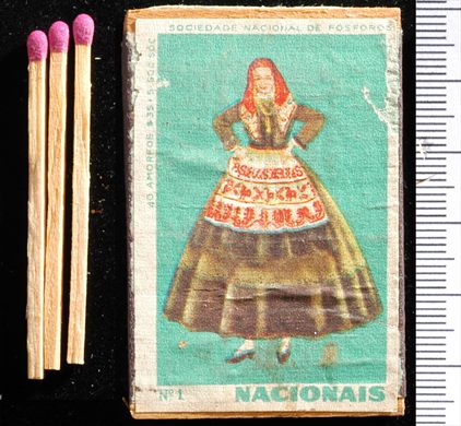 Trajes Tipicos Portugueses - Nacionais (SNF-Lisboa) verd01