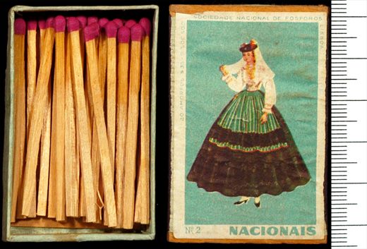 Trajes Tipicos Portugueses - Nacionais (SNF-Lisboa) verd02