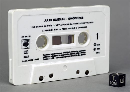 Emociones - Julio Iglesias