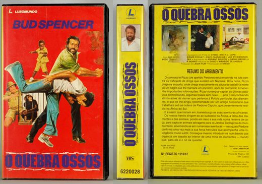 O Quebra Ossos (The K.O. Cops)